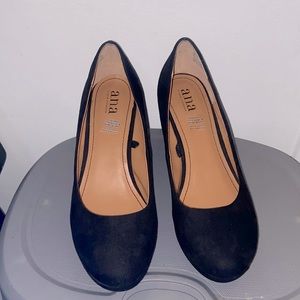 Black Suede Wedge Pumps